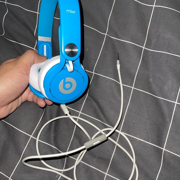 RARE Limited Edition Blue Beats by Dre Mixr Headphones - Picture 5 of 13